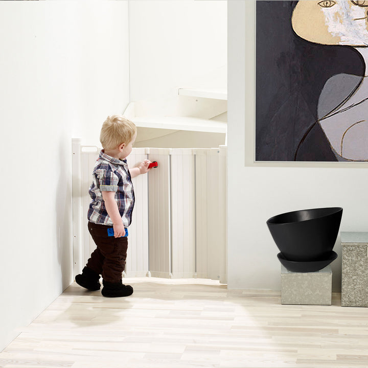 Scandinavian Pet Design Guard Me Retractable 22" to 36" Pet Safety Gate (Used) - VMInnovations