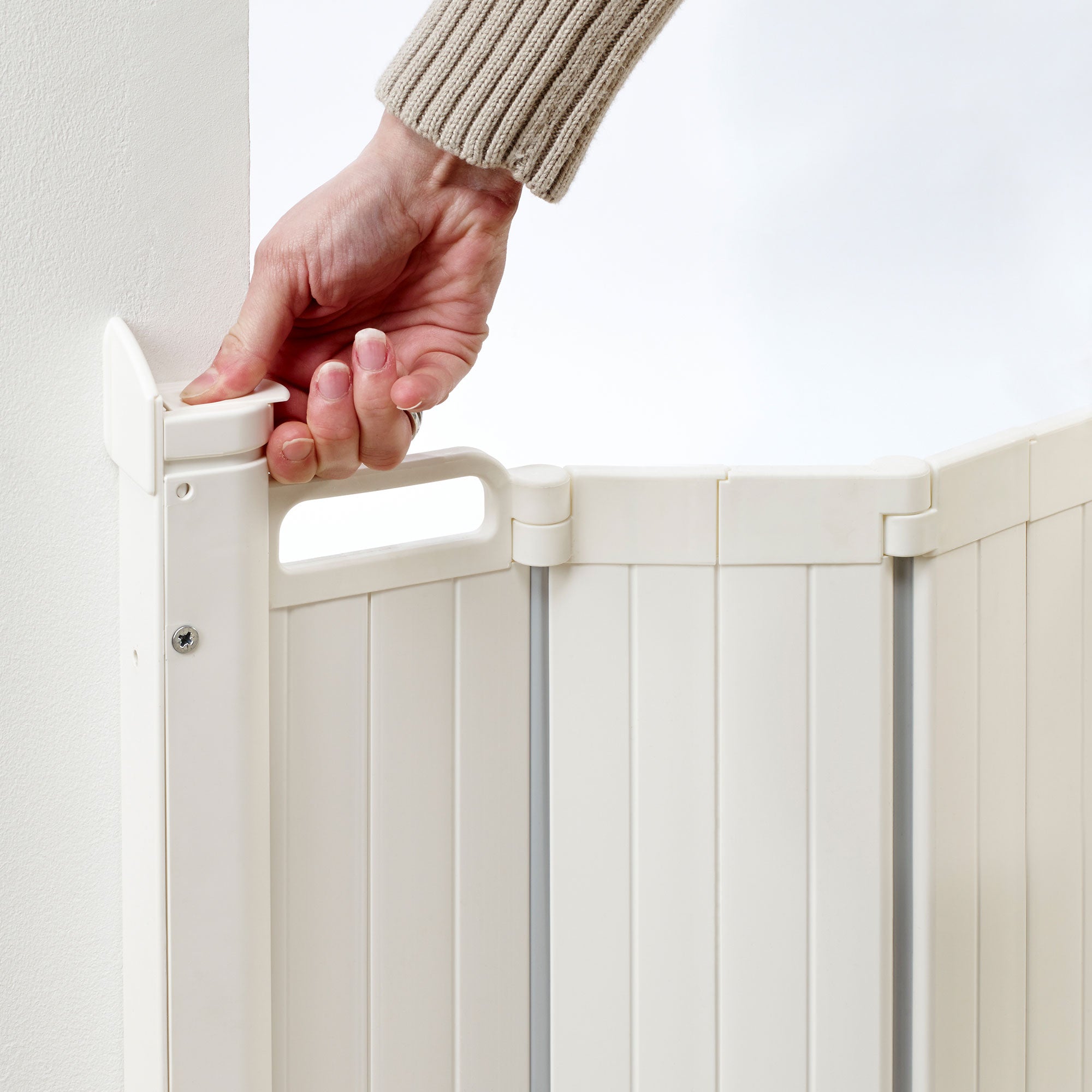 Scandinavian Pet Design Retractable 22" to 36" Safety Gate, White (For Parts) - VMInnovations