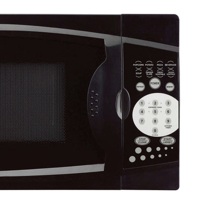 Magic Chef MCM770B 700W 0.7 Cubic Ft Microwave with Digital Touch, Black (Used)