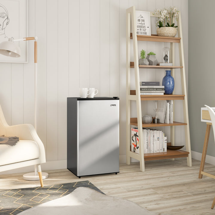 Magic Chef 3.5 Cubic Feet Compact Mini Refrigerator & Freezer, Silver (Used) - VMInnovations