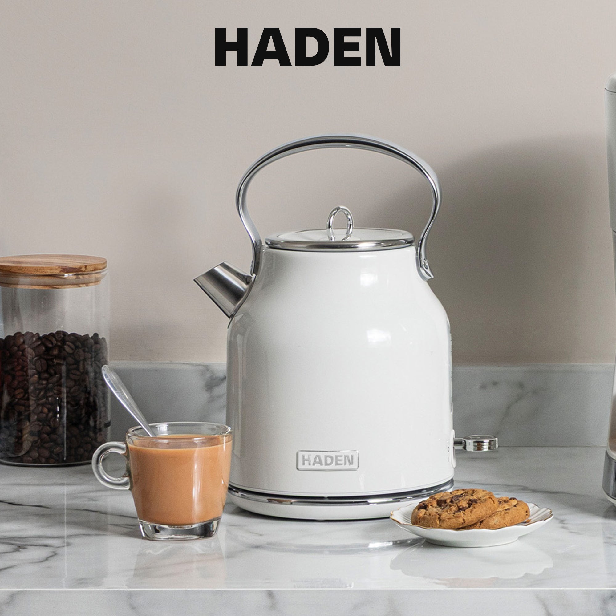 Haden 1.7 Liter Stainless Steel Body Retro Electric Tea Kettle, White (Open Box)