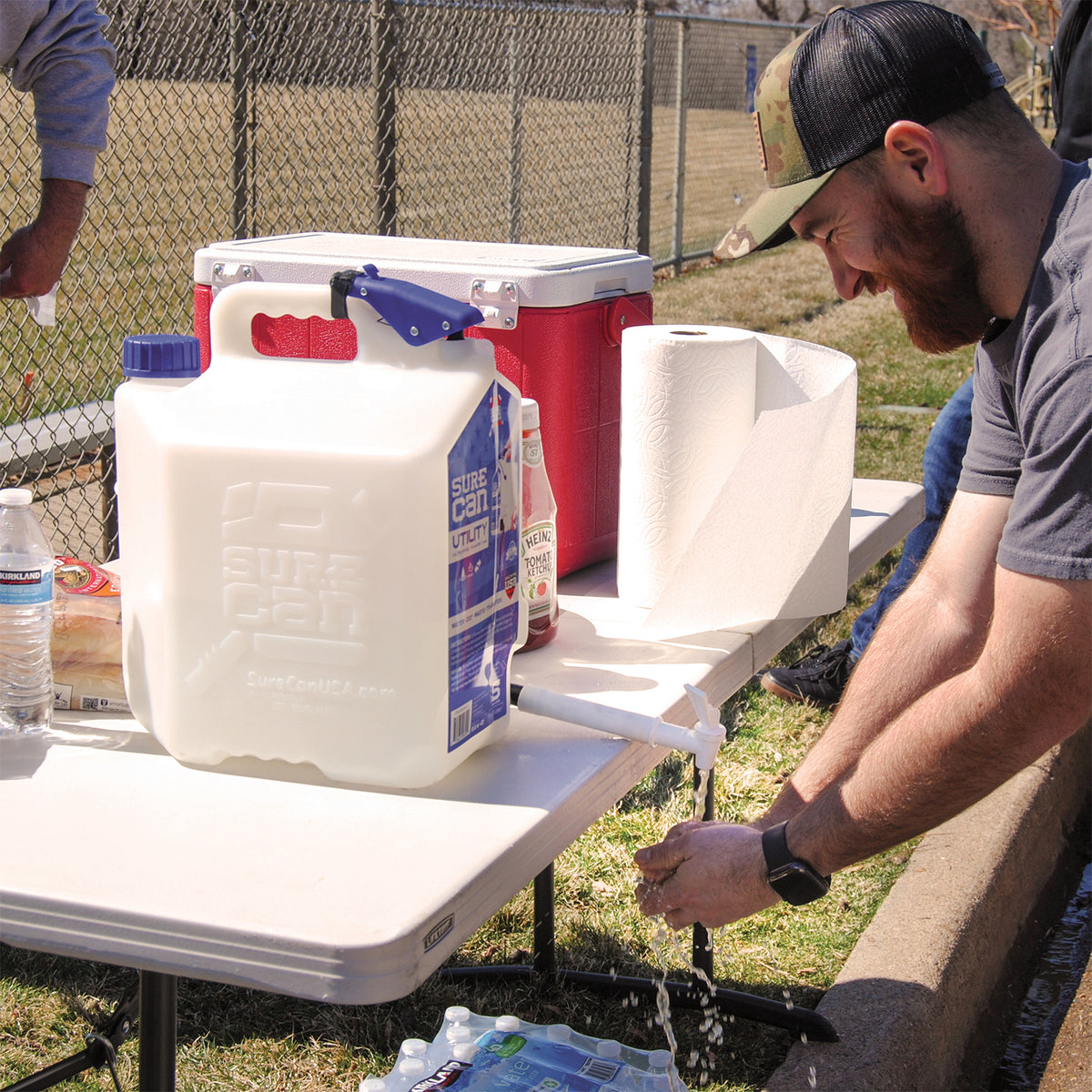 SureCan Camping Water Station 5 Gallon Utility Tank with Spigot (Open Box)