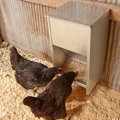 Little Giant 25 lb Capacity Galvanized Steel Poultry Feeder w/Grid (Open Box) - VMInnovations