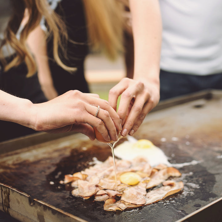 Razor Griddle 25 Inch Portable 2 Burner LP Propane Gas Grill, Steel (Used) - VMInnovations
