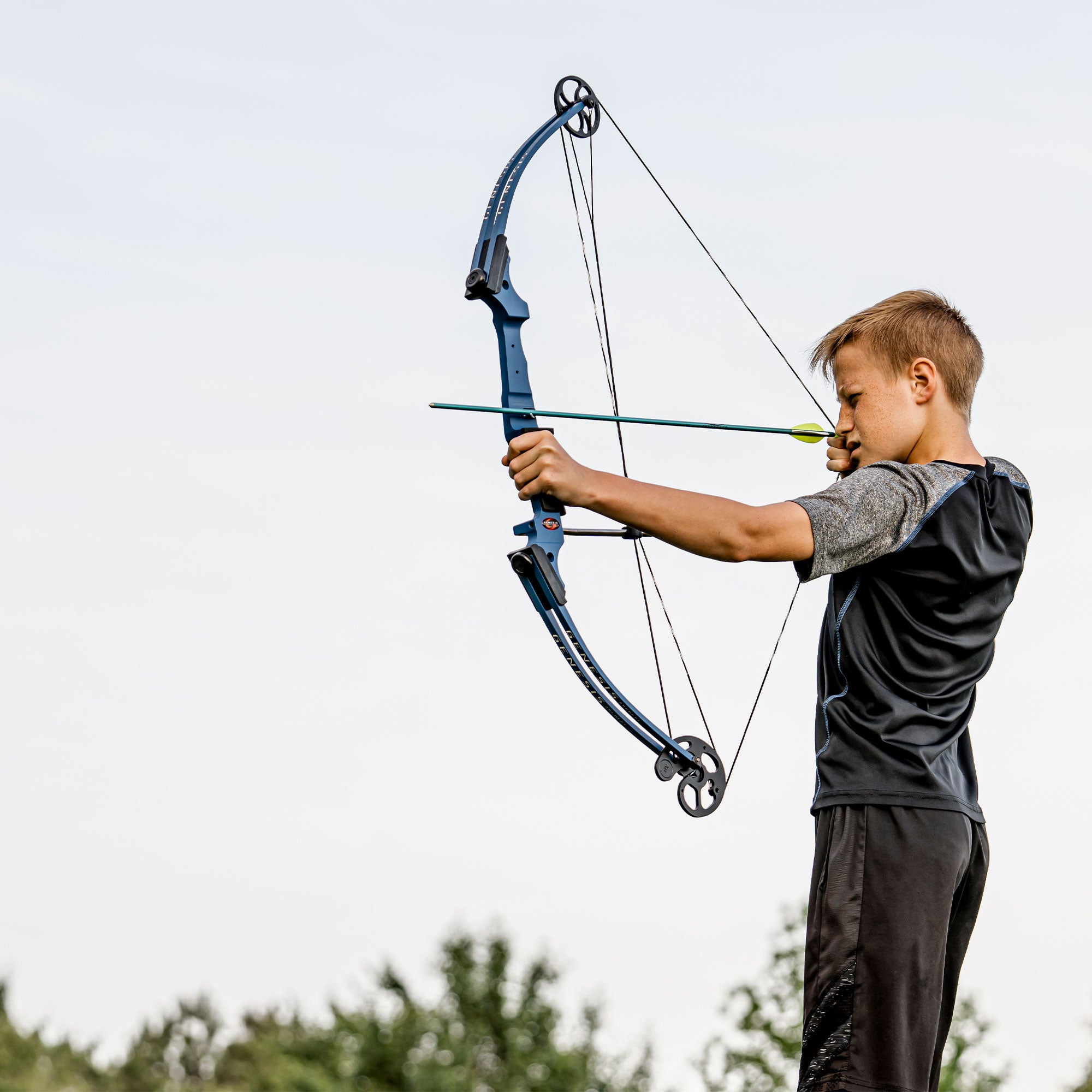 Genesis Archery Compound Target Practice Bow Kit, Right Handed, Pink (Used) - VMInnovations