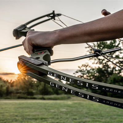 Genesis Original Compound Archery Kit w/ Arrows, Bow, Quiver, Right Handed Used)