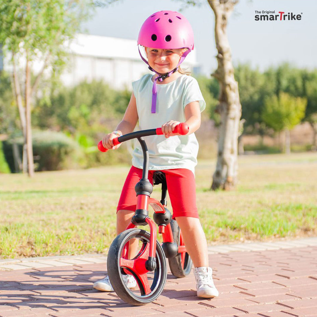 smarTrike Adjustable Kids Running Bike 2 in 1 Balance Bike, Red (Used)
