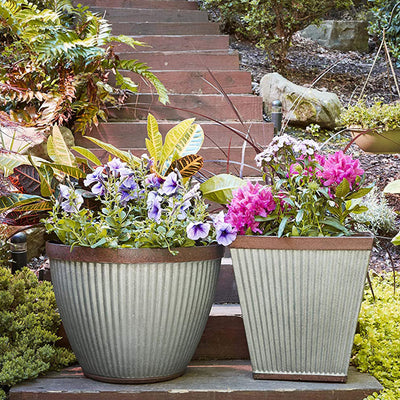 Southern Patio 16 Inch Square Rustic Resin Outdoor Box Flower Planter (Open Box) - VMInnovations