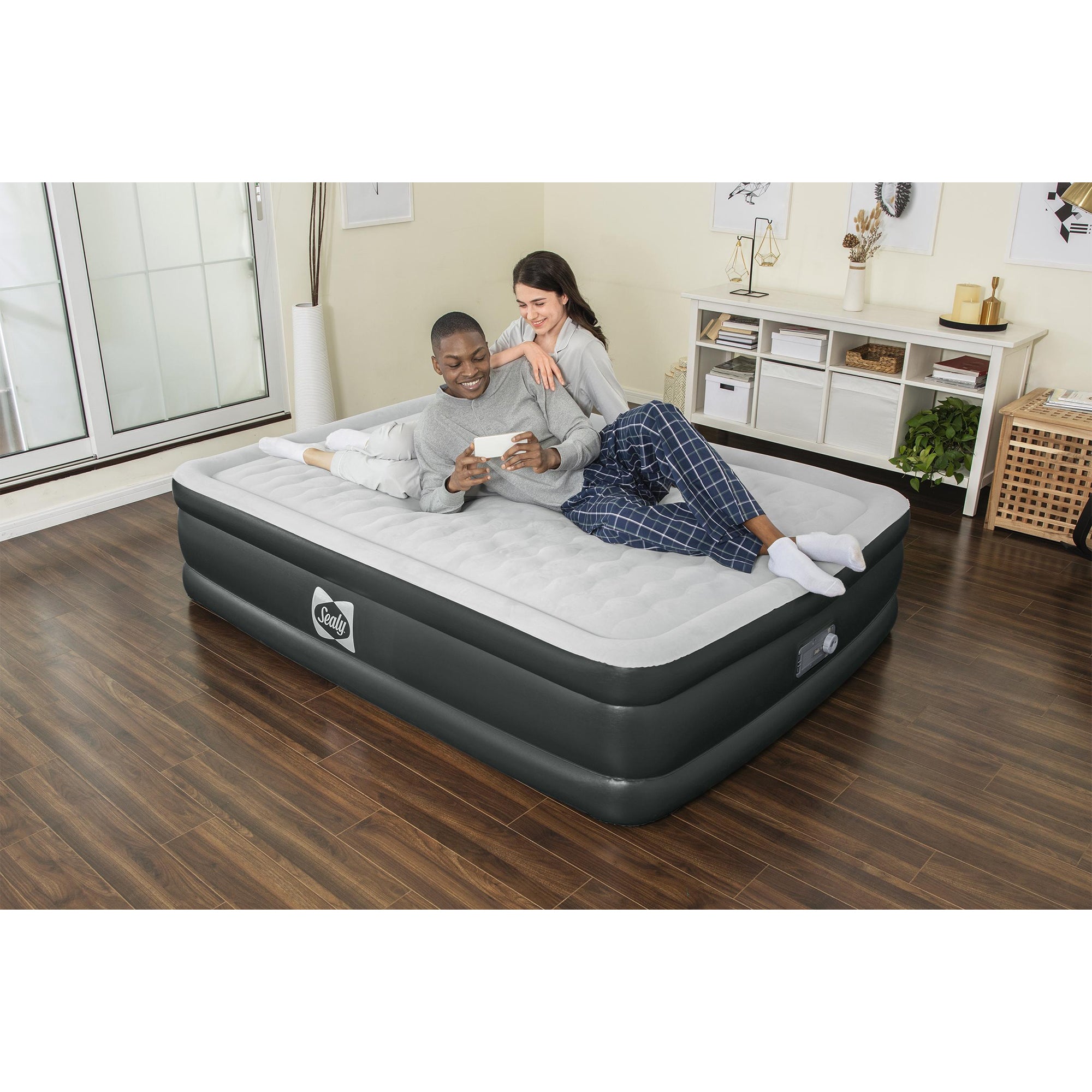 Sealy 94056E-BW Tritech 20 Inch Built-In Pump Inflatable Mattress Queen Airbed (For Parts)