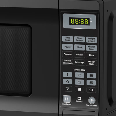 West Bend 0.7 Cu. Ft. 700 Watt Kitchen Countertop Microwave Oven, Black (Used)