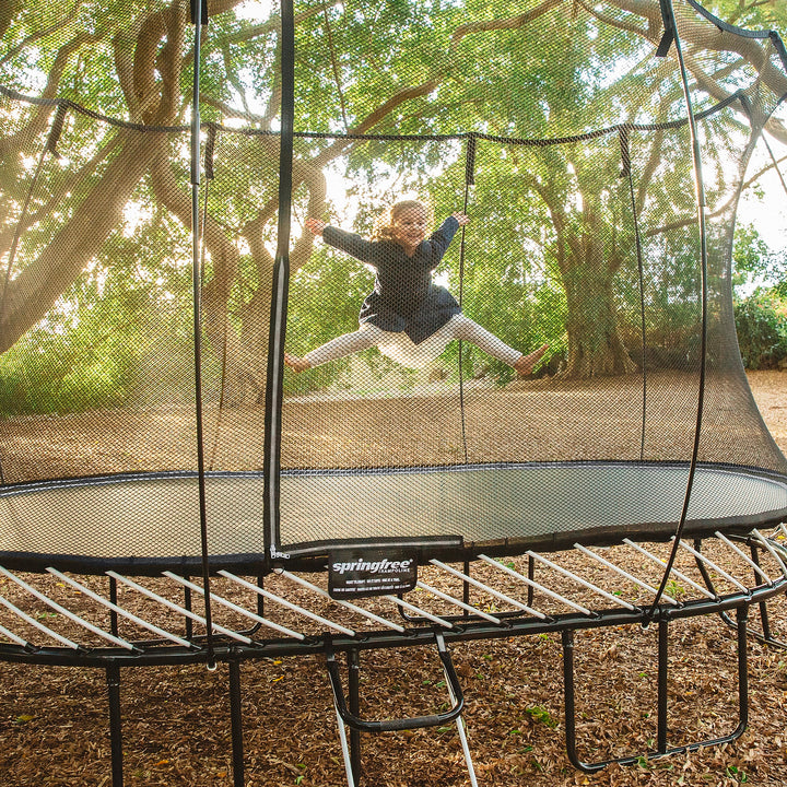 Springfree Trampoline Kids Outdoor Large Oval 8 x 13' Trampoline with Enclosure