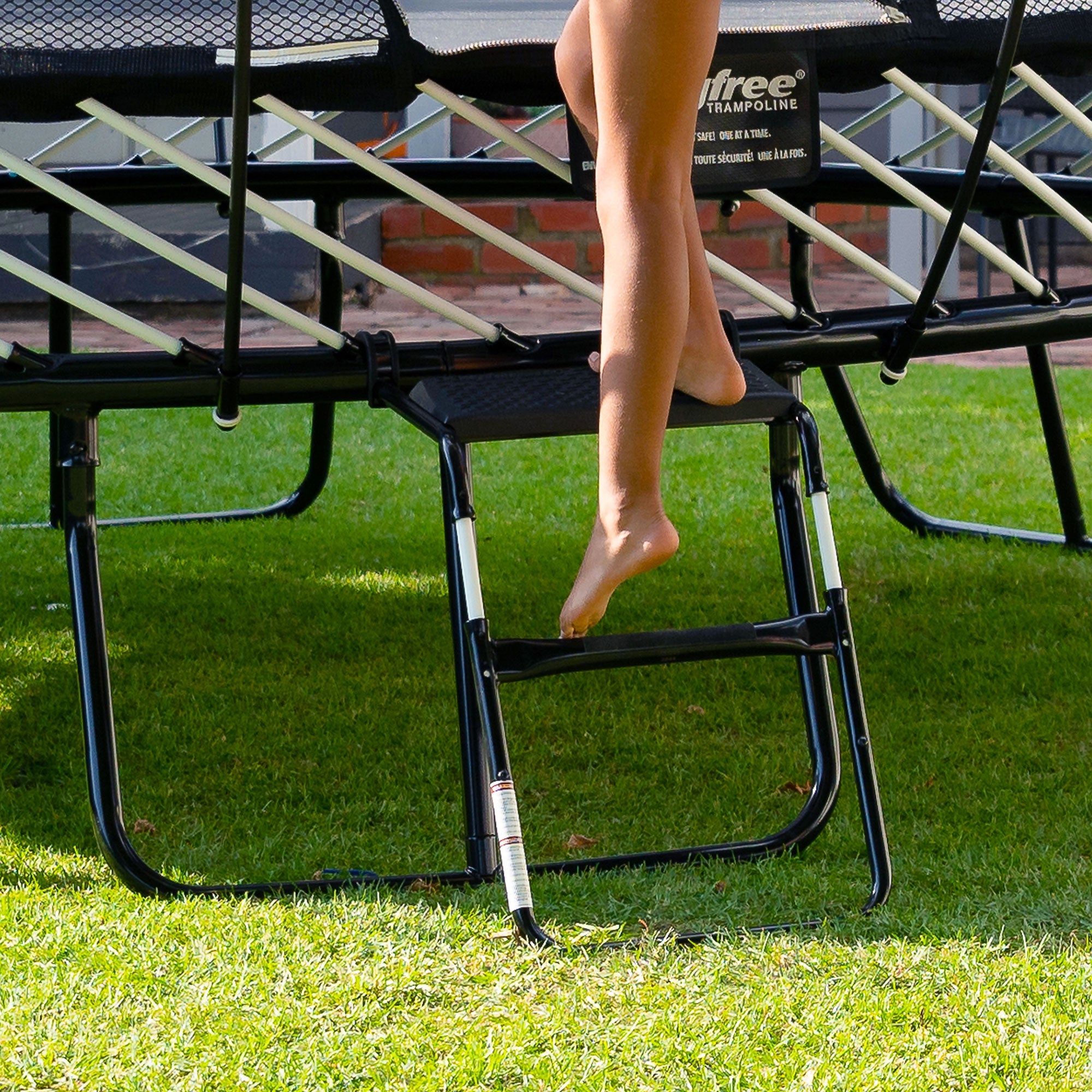 Springfree Trampoline Kids Oval 8 x 11Ft Trampoline & FlexrStep V2 Safety Ladder - VMInnovations
