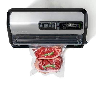 FoodSaver 2-in-1 Automatic Vacuum Sealer Machine w Express Bag Maker (Open Box)