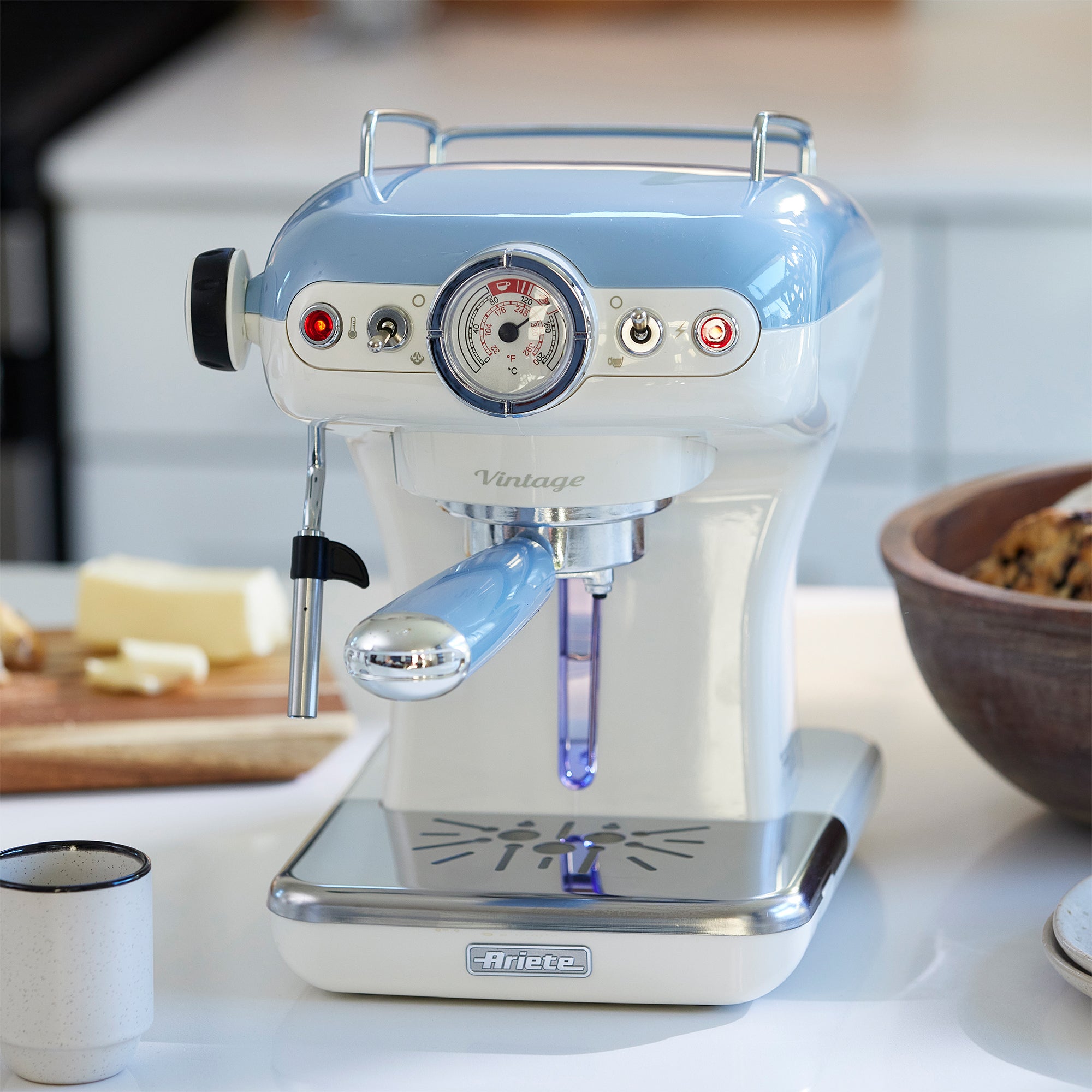 Ariete Vintage 850W 0.9L Countertop Espresso Coffee Machine, Blue (For Parts) - VMInnovations