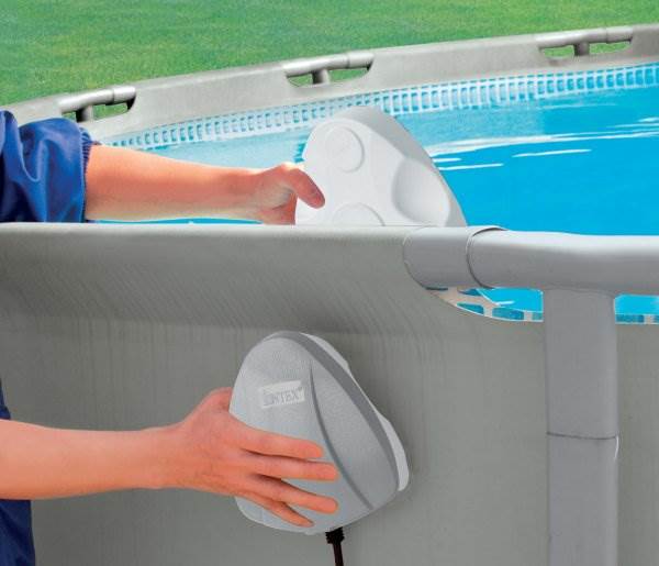 INTEX 56687E Above Ground LED Magnetic Swimming Pool Light - Open Box! - VMInnovations