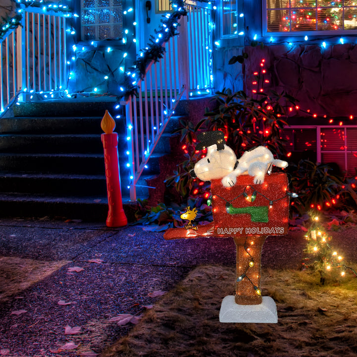 ProductWorks Peanuts 36in Snoopy on The Mailbox Prelit Christmas Yard Decoration