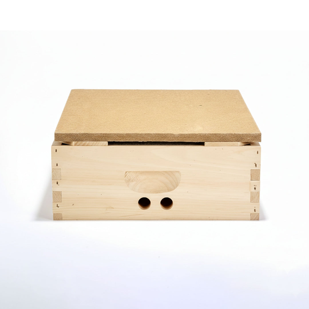 Little Giant Beekeeping Bee Hive Winterizer Hot Box with Moisture Board, Pine - VMInnovations