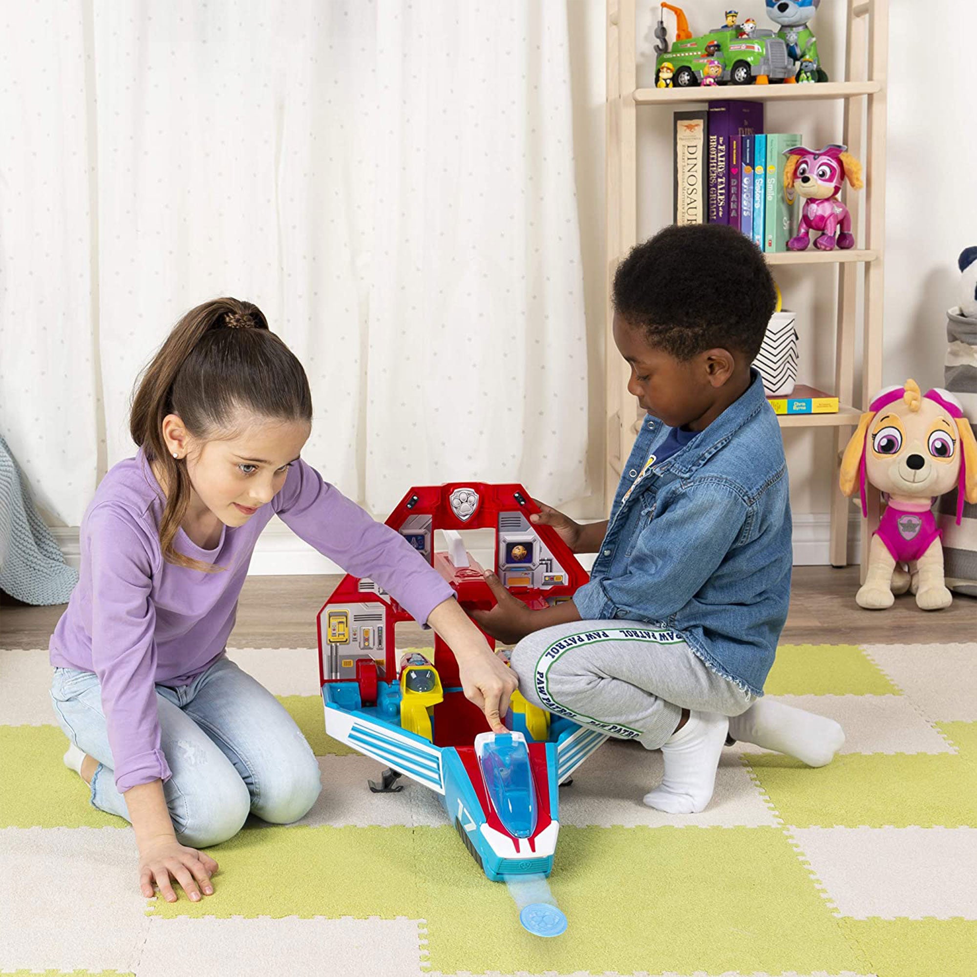 Paw Patrol Super Paws 2 in 1Transforming Command Center (Open Box) - VMInnovations