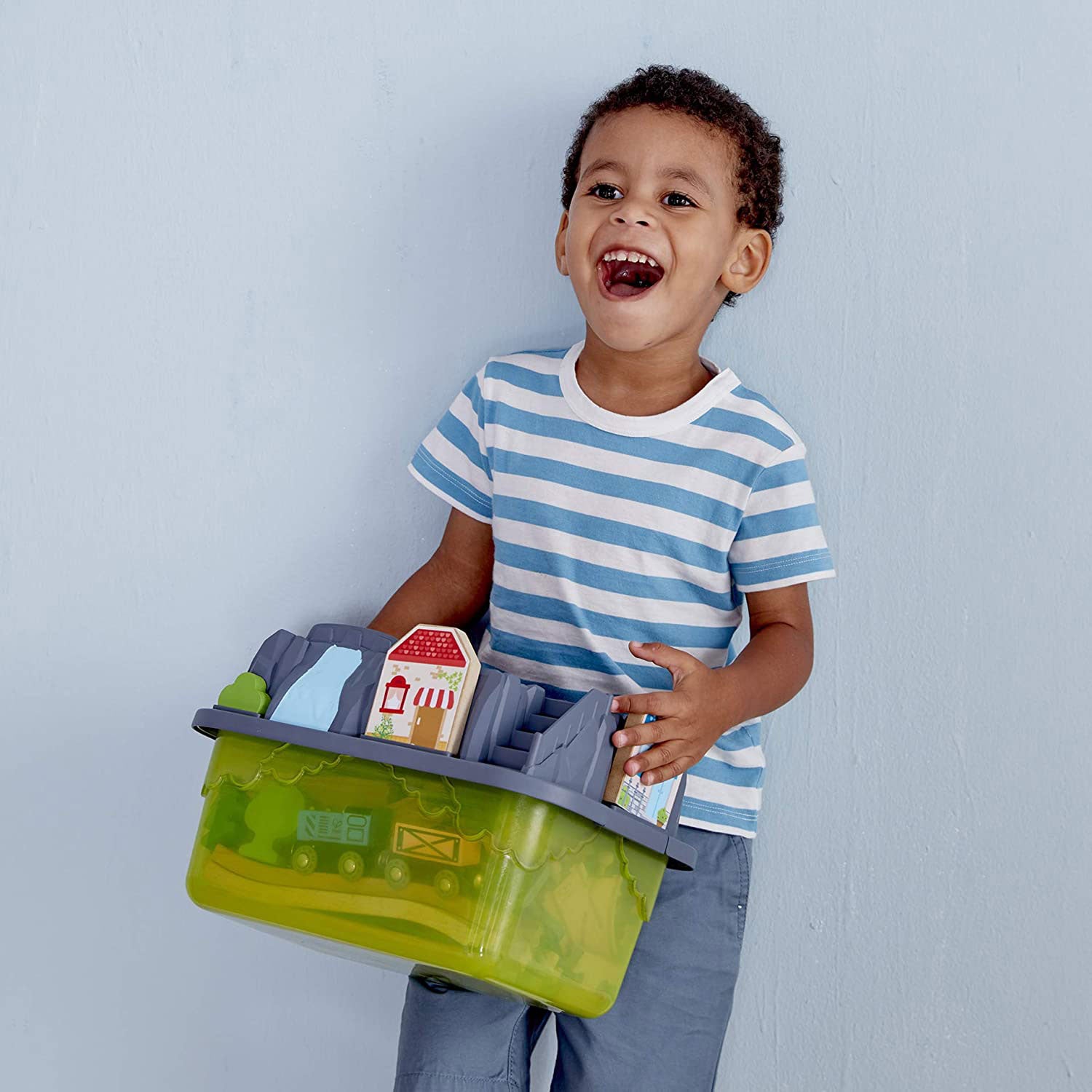 Hape E3764 50 Piece Railway Bucket Builder Set Construction Kit with Accessories