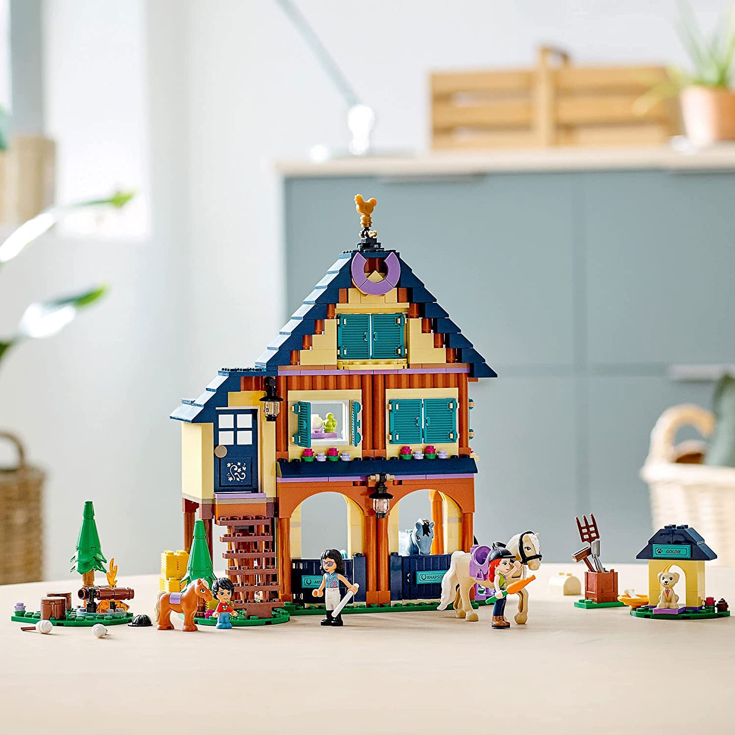 LEGO Friends 41683 Forest Horseback Riding Center 511 Piece Kit w/ 7 Minifigures