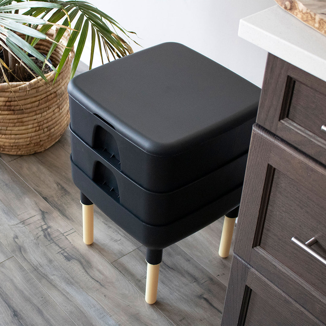 6 Gallon Worm Composter Bin w/ Garden Trays, Black (Open Box) - VMInnovations