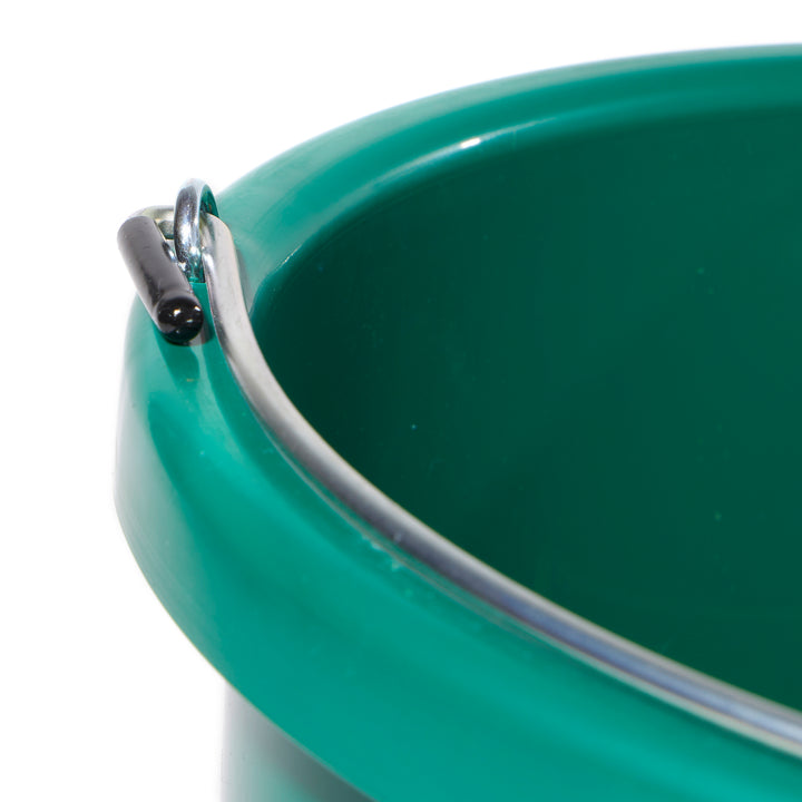 Farm Innovators Model Oversized 2 Gallon Plastic Heated Bucket, 60 Watt (3 Pack) - VMInnovations