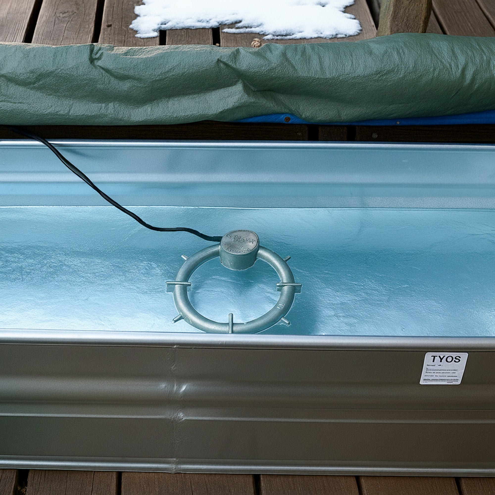 Farm Innovators Submergible Bucket Heater with Attached Guard, 1000W (Open Box)