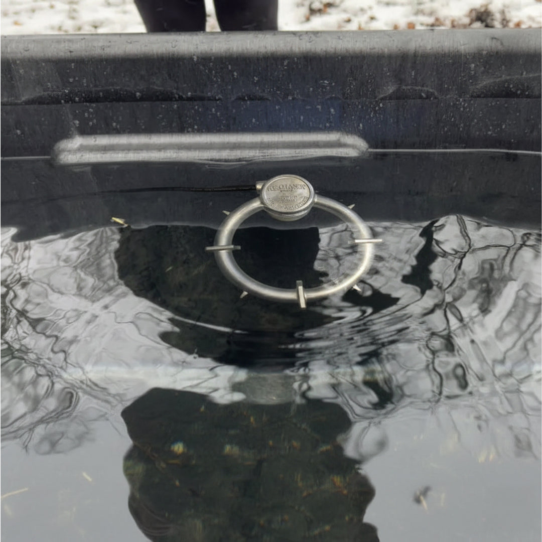 Farm Innovators W-409 Submergible Bucket Heater with Attached Guard, 1000 Watt