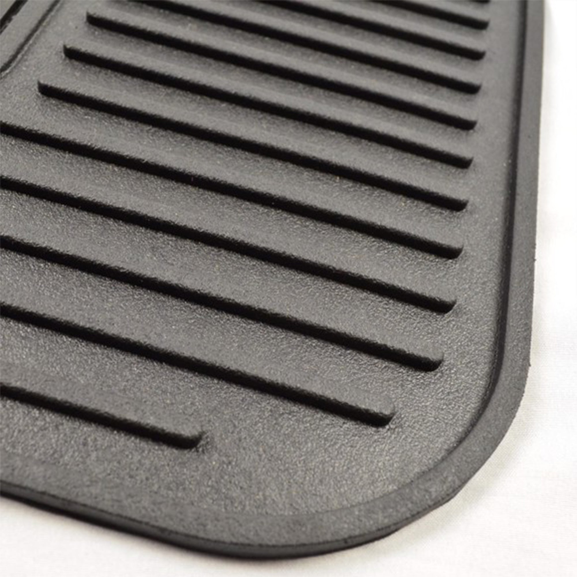 Fanmats 14 x 17 Inch Vinyl Universal Fit Back Car Mat Set, South Dakota Coyotes - VMInnovations
