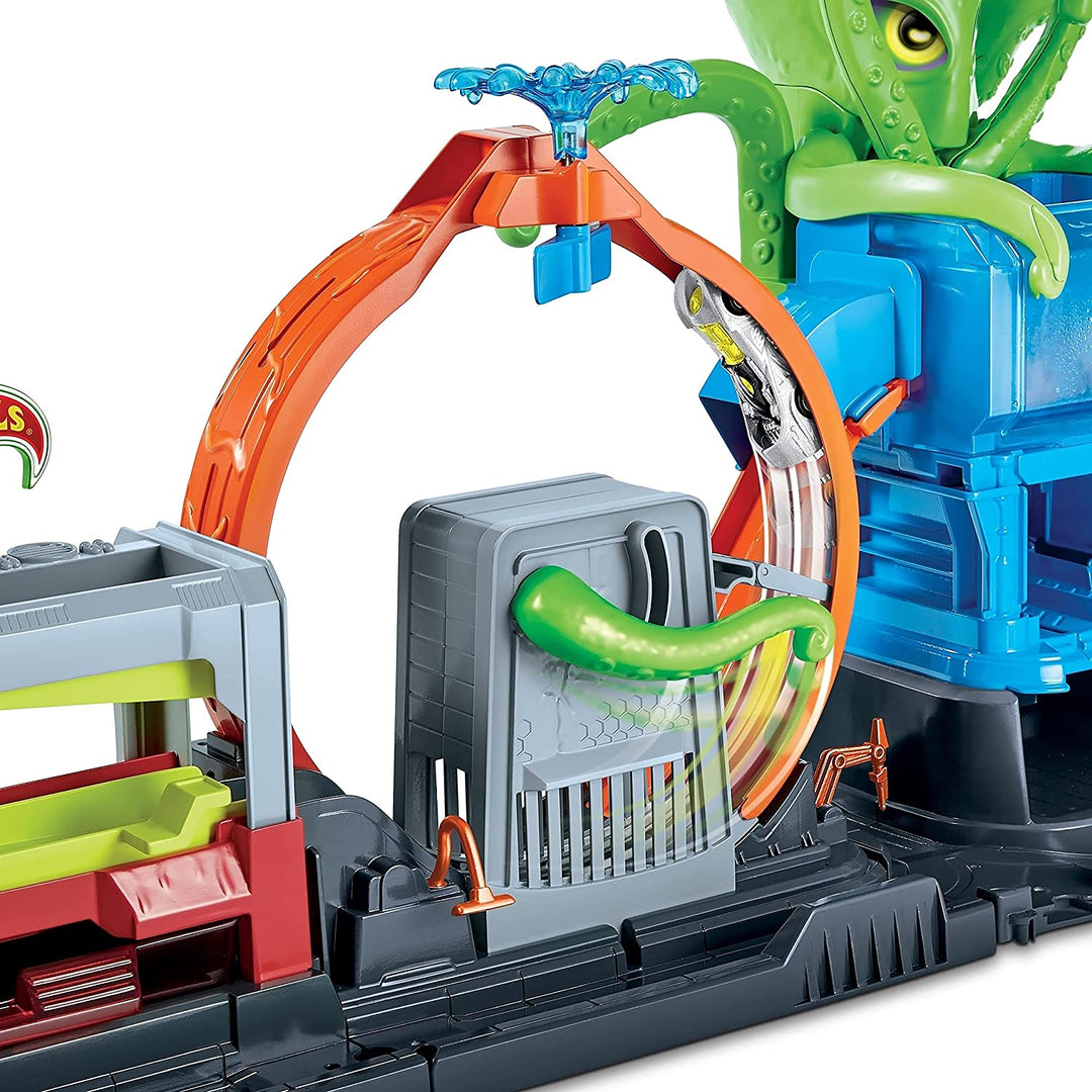 Hot Wheels City Ultimate Octo Car Wash Water Playset with Color Reveal Vehicle