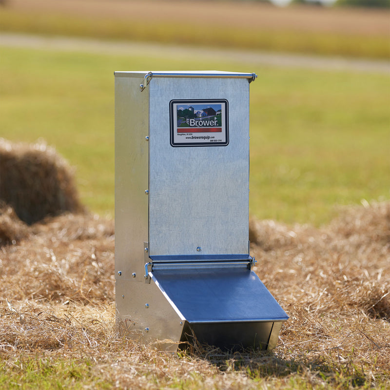 Brower Single Door Feeder for Supplemental Feeding, 1.5 Bushels/50 Lb (Open Box)