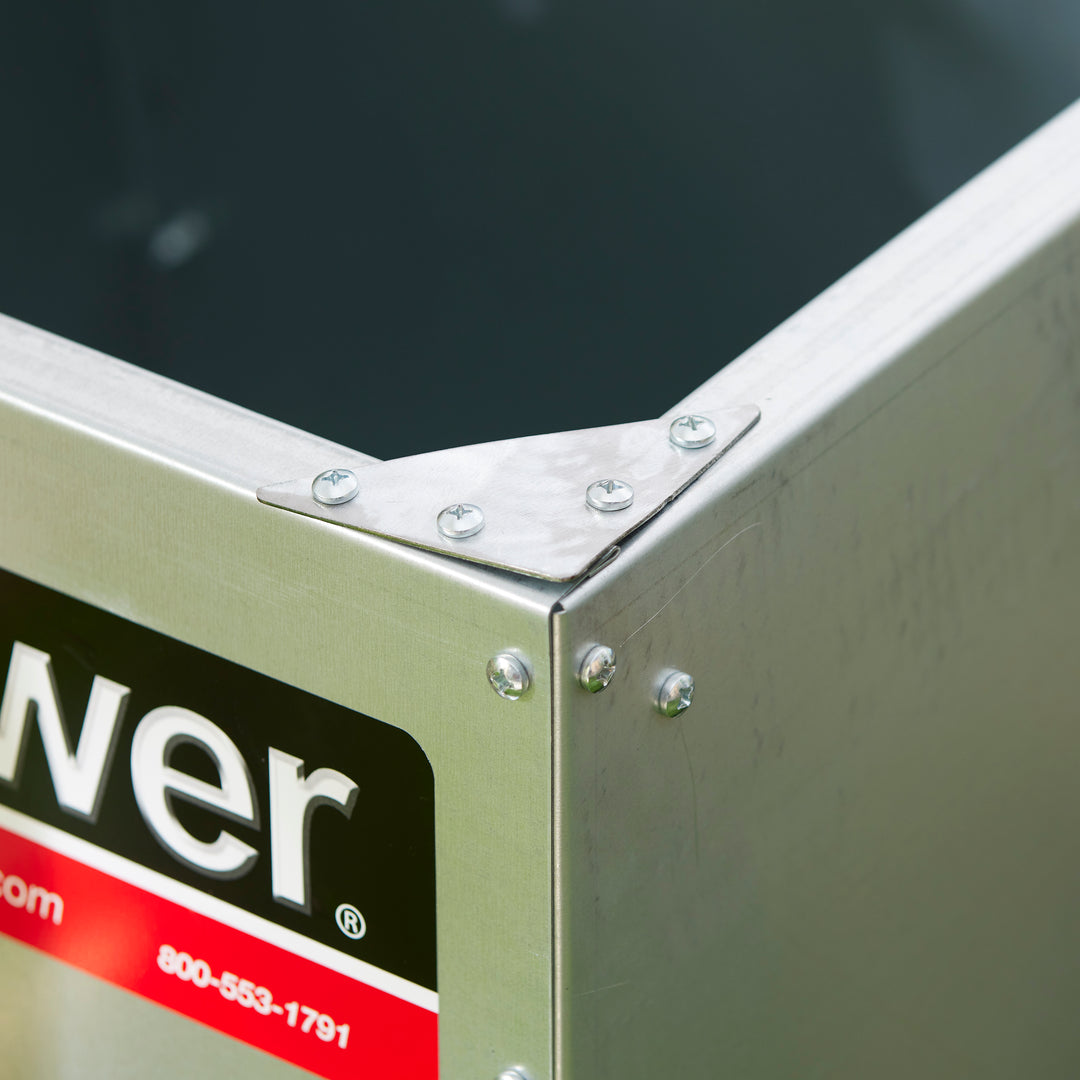 Brower Gro Fast 4 Door Hog Feeder for Livestock, 7 Bushels, Feeds 20 Hogs (Used) - VMInnovations