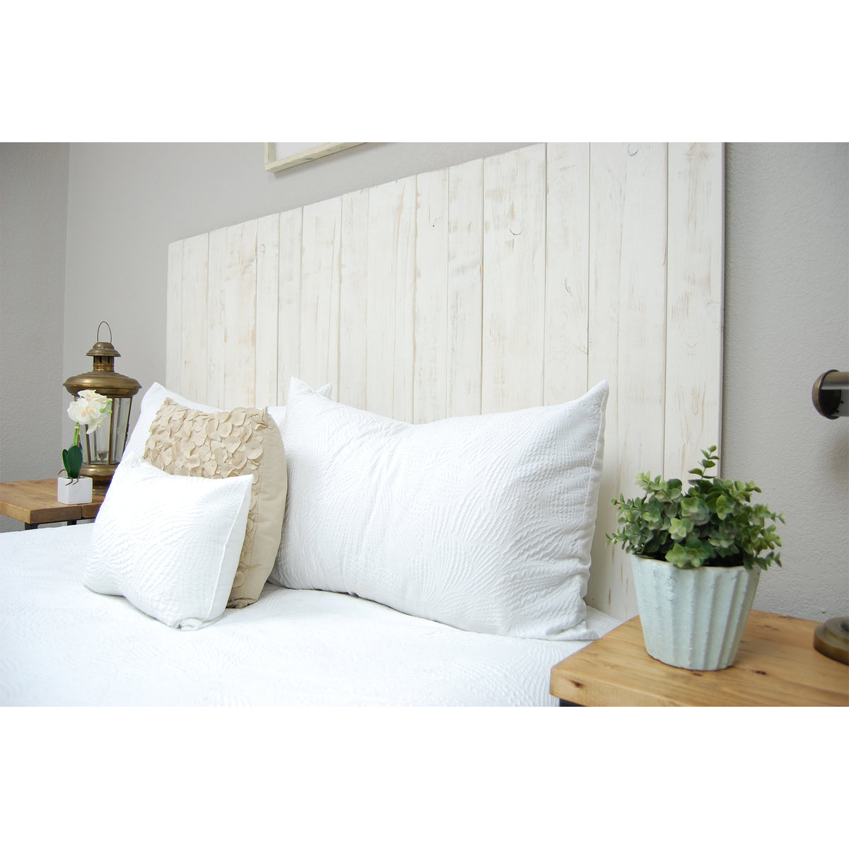 Barn Walls Floating Hanger 3 Panel Wall Headboard, Whitewash, Queen (Open Box)