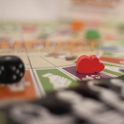 Rich Dad CASHFLOW Strategic Investing & Educational Board Game En Español (Used) - VMInnovations