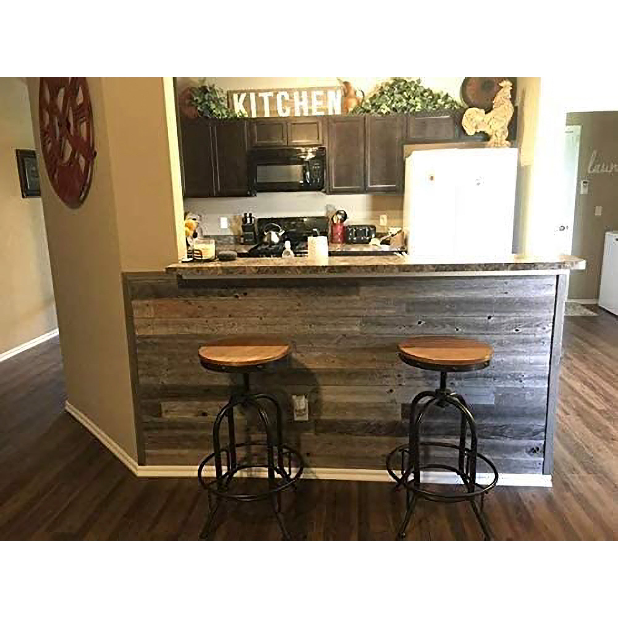 Rockin' Wood Self Adhesive Reclaimed Barn Wood Paneling, Natural (Open Box)