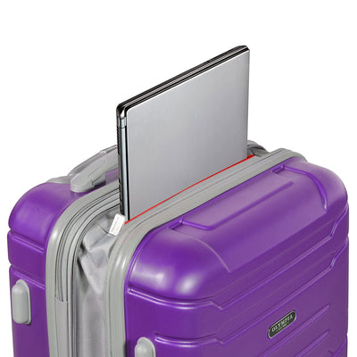 Olympia Denmark 21" Expandable Carry On 4 Wheel Spinner Luggage Suitcase (Used)