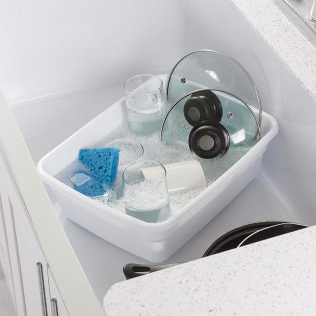 Sterilite Small Portable Rectangle Plastic 8 Quart Kitchen Dish Pan Basin, White