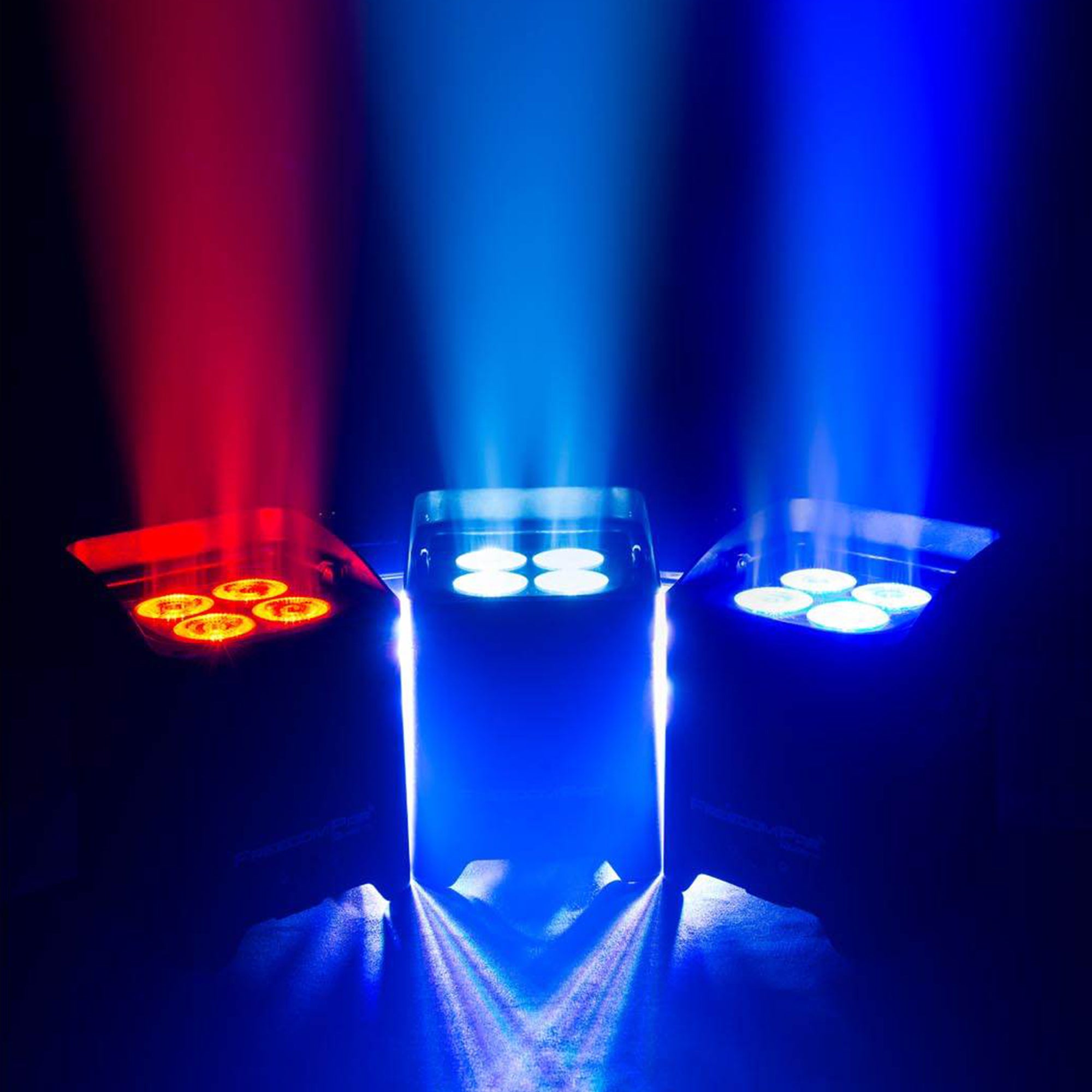 Chauvet DJ Freedom Par Quad 4 Wash Light w/ Remote (8 Pack) & Charging Road Case - VMInnovations