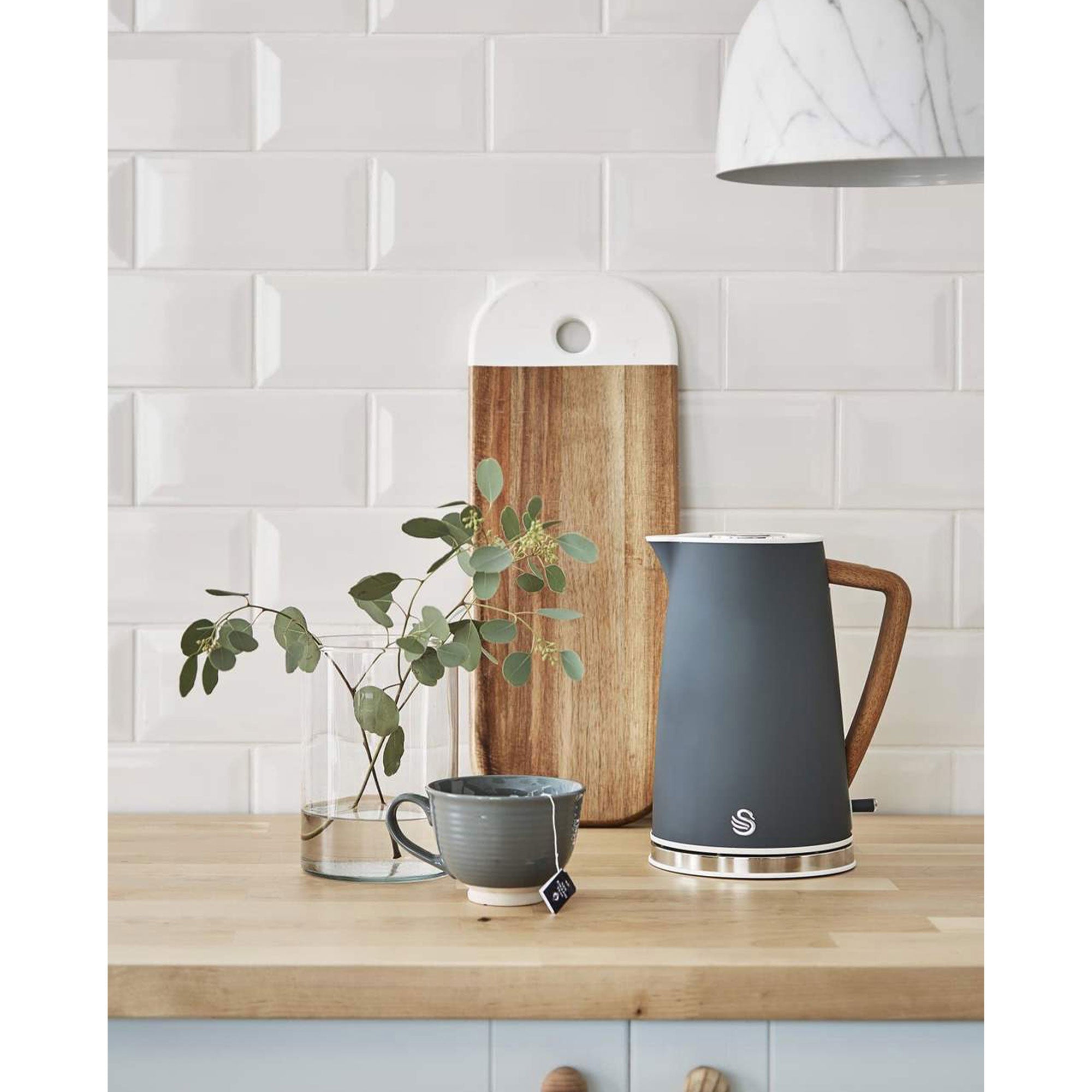 Swan 1.7L Stainless Steel Nordic Style Cordless Rapid Boil Kettle (Open Box) - VMInnovations
