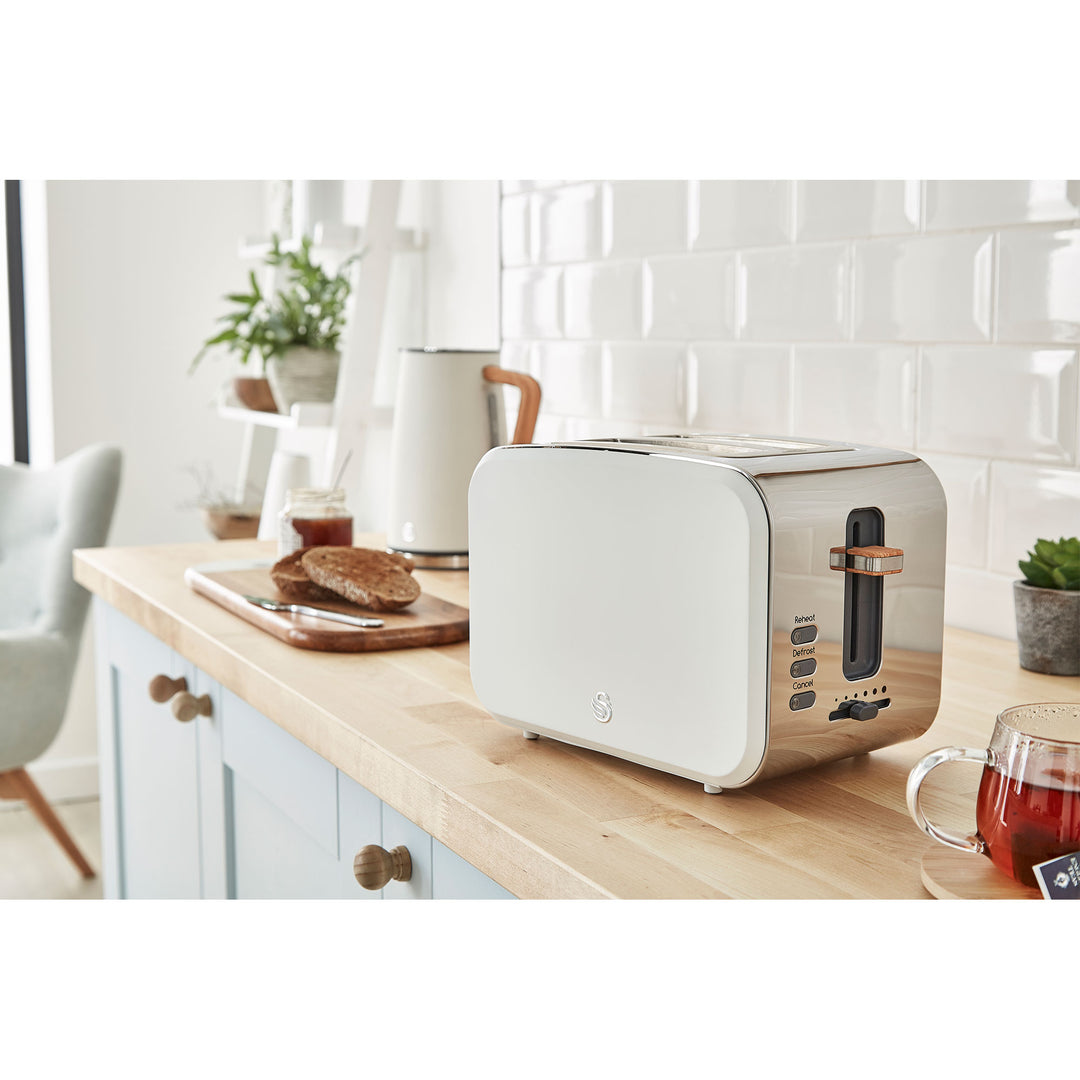 Salton Swan Nordic Toaster 2 Slice w/6 Power Settings & Crumb Tray (Open Box) - VMInnovations