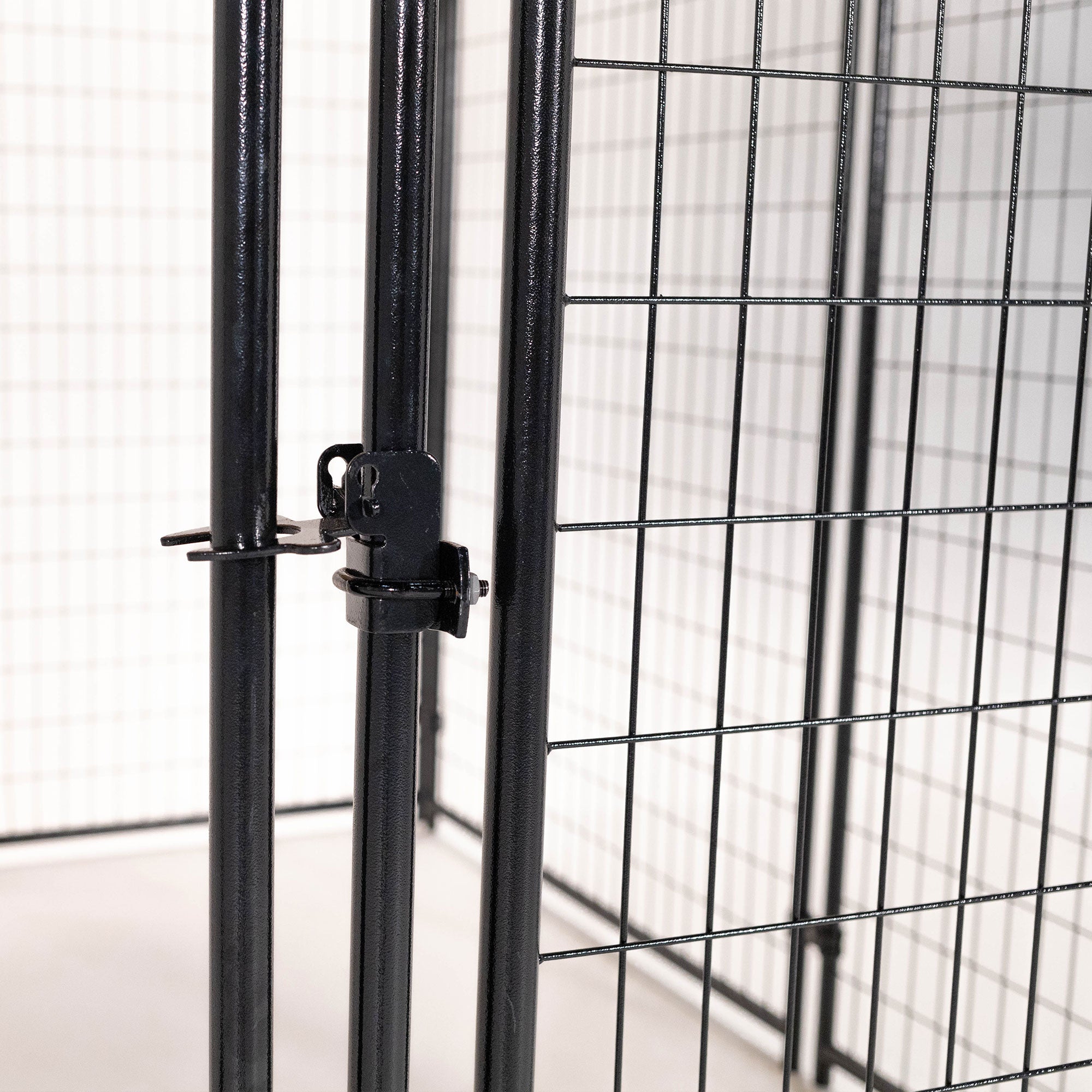 Lucky Dog STAY Series 8 x 8 x 6 Foot Roofed Steel Frame Executive Dog Kennel - VMInnovations