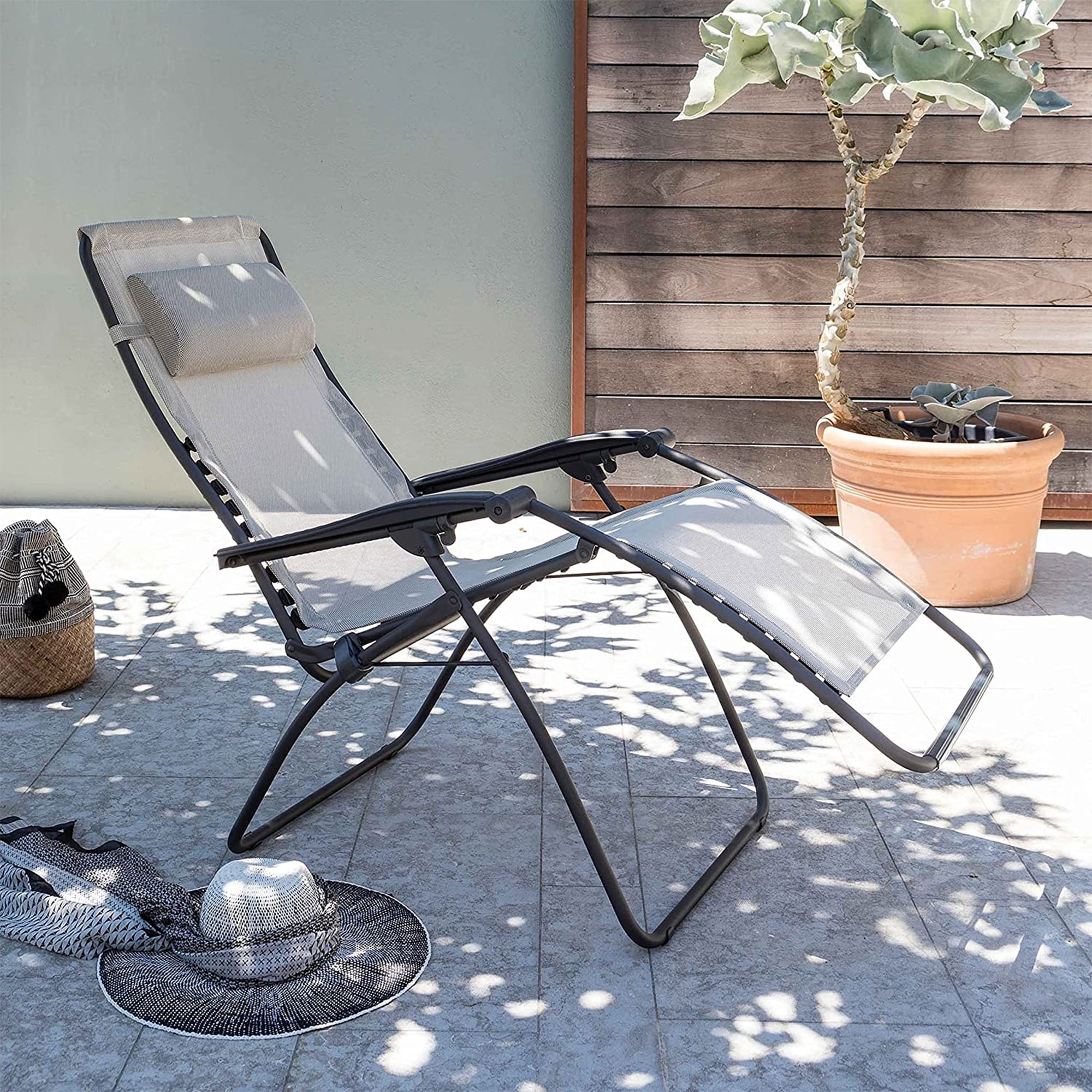 Lafuma R-Clip Relaxation Zero Gravity Lounge Recliner Chair, Seigle(Open Box) - VMInnovations