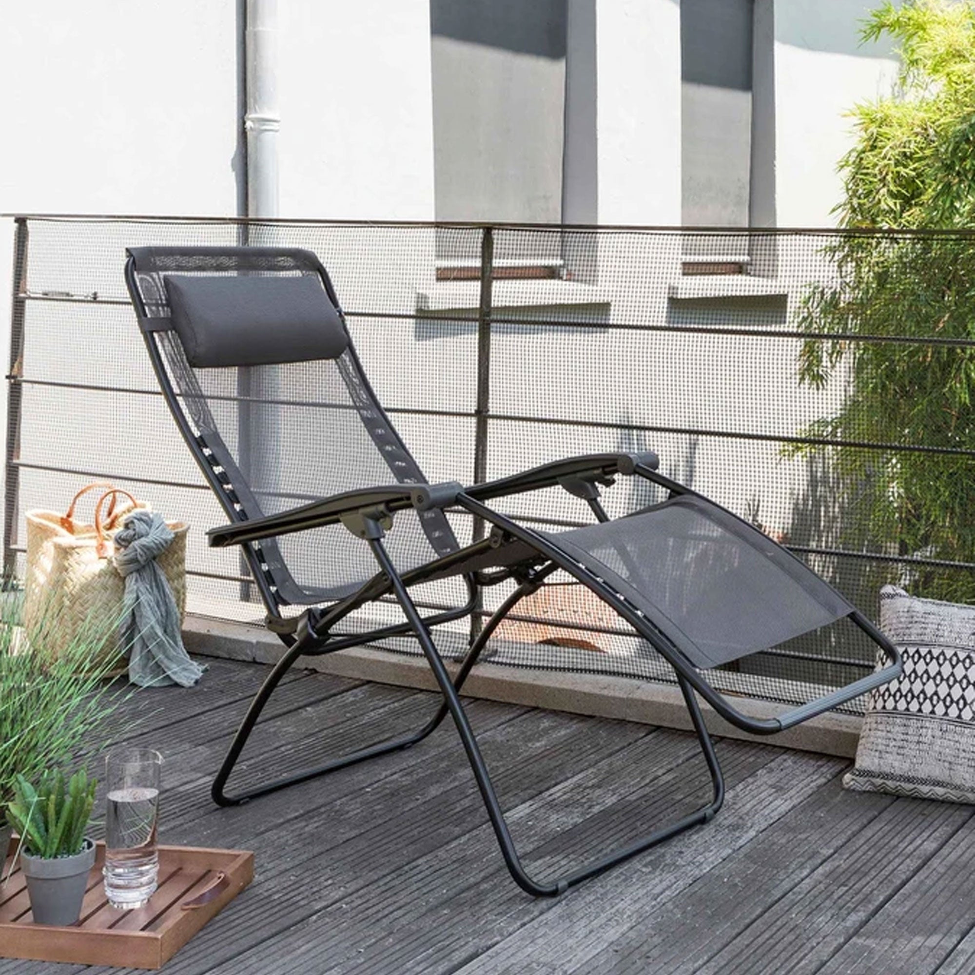 Lafuma RSXA Clip XL Bayline Steel Folding Patio Recliner Chair, Ocean (Open Box) - VMInnovations