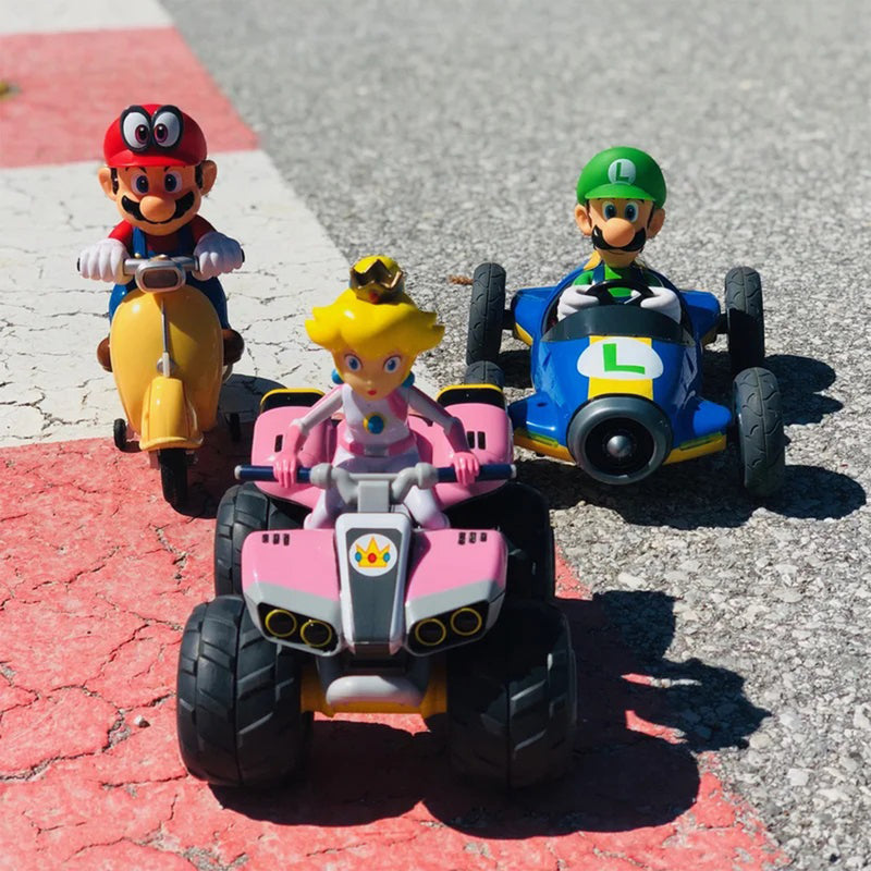 Carrera RC Officially Licensed Nintendo Mario Kart Remote Control Toy Car, Luigi
