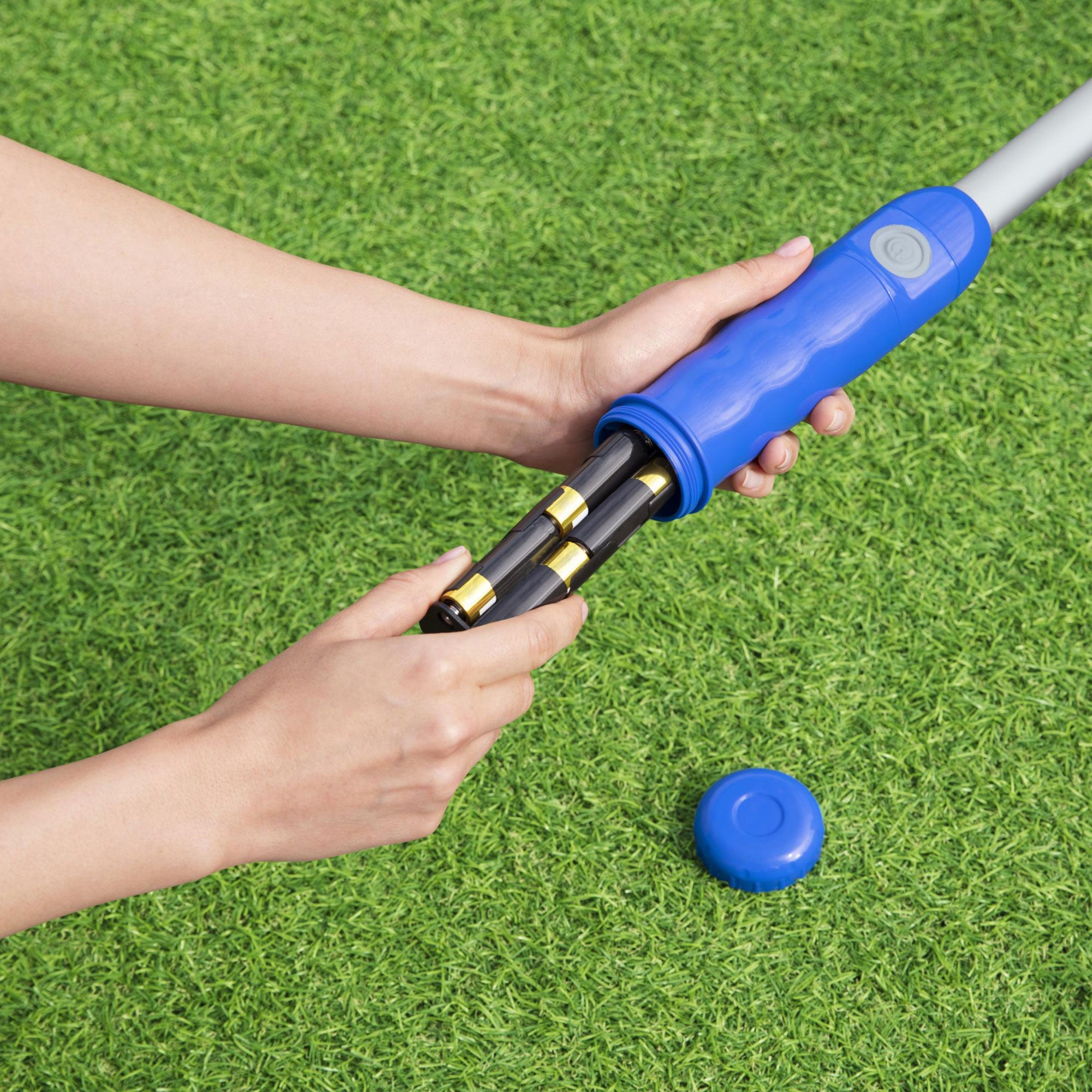 Bestway AquaTech Cordless Pool Telescopic Pole Suction Vacuum Cleaner (Open Box)
