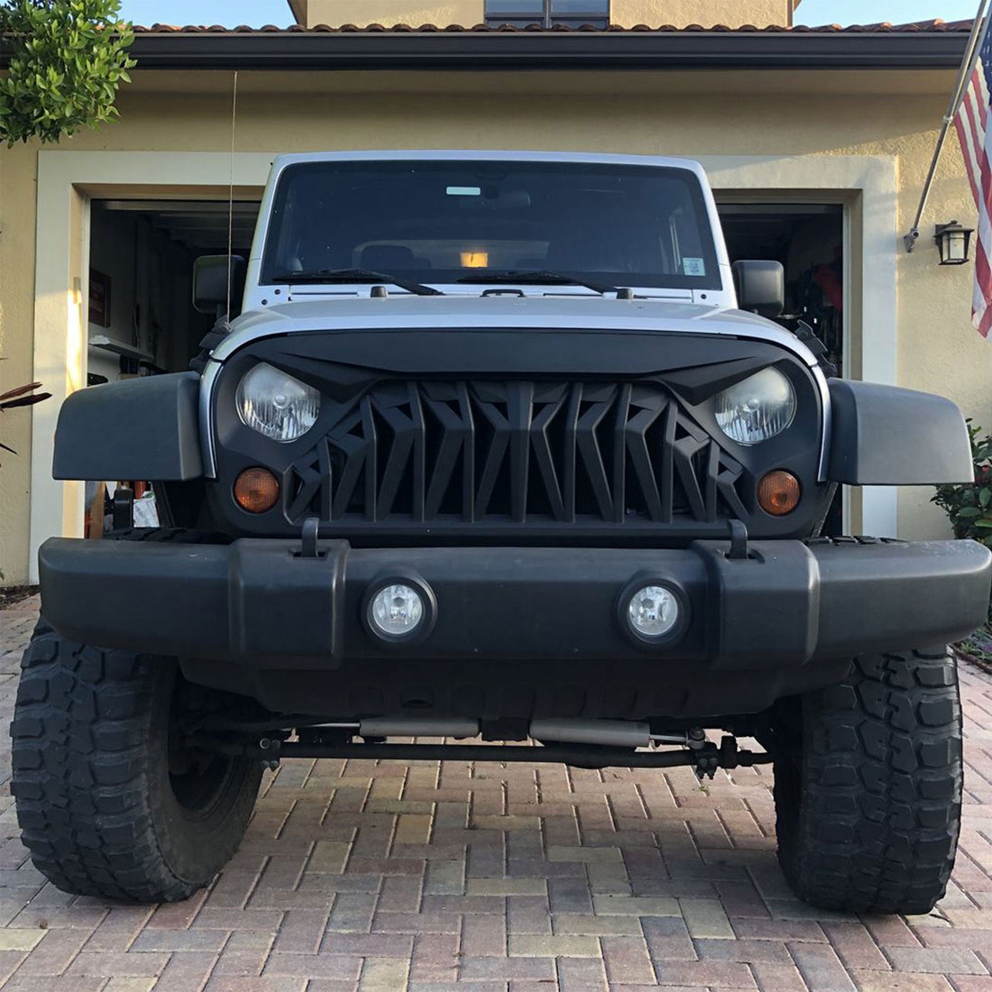 American Modified Front Shark Grille for 07-18 Jeep Models (Open Box) - VMInnovations