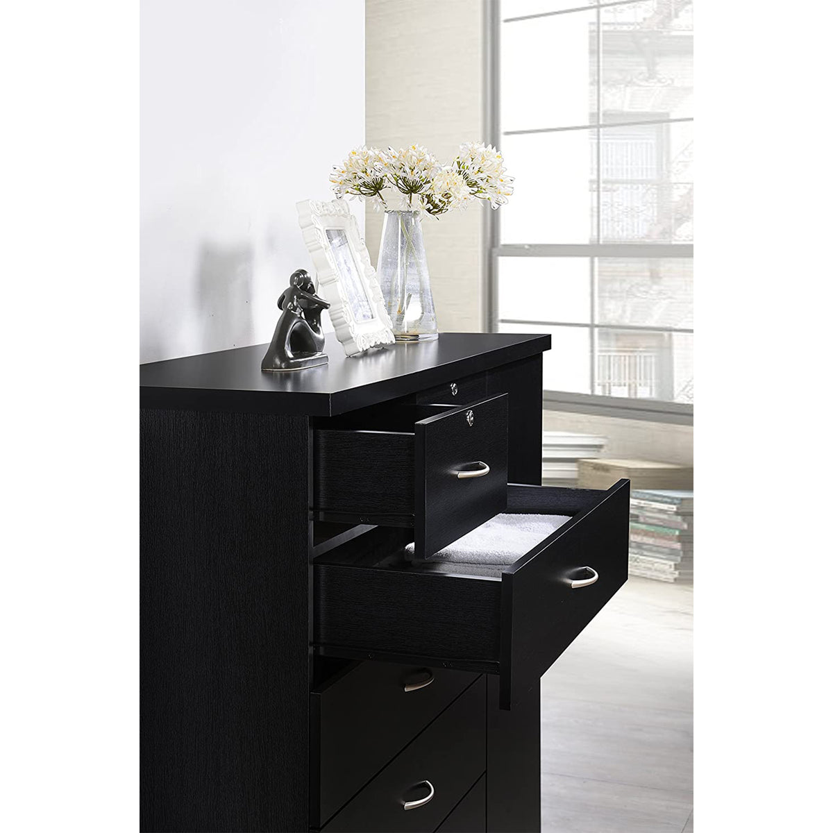 Hodedah Import Jumbo Chest of 7 Drawers with 2 Locks and Hanging Rod, Black
