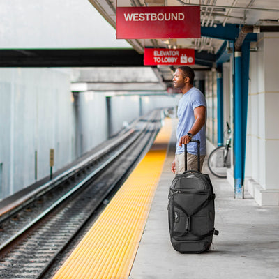 High Sierra Fairlead 28 Inch Drop Bottom Wheeled Duffel Bag with Handle (Used) - VMInnovations