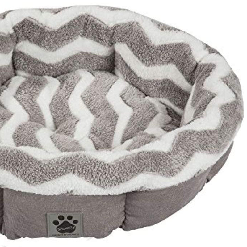 Petmate SnooZZy Mod Chic Small Soft Round Shearling Dog Bed, Gray/White Chevron