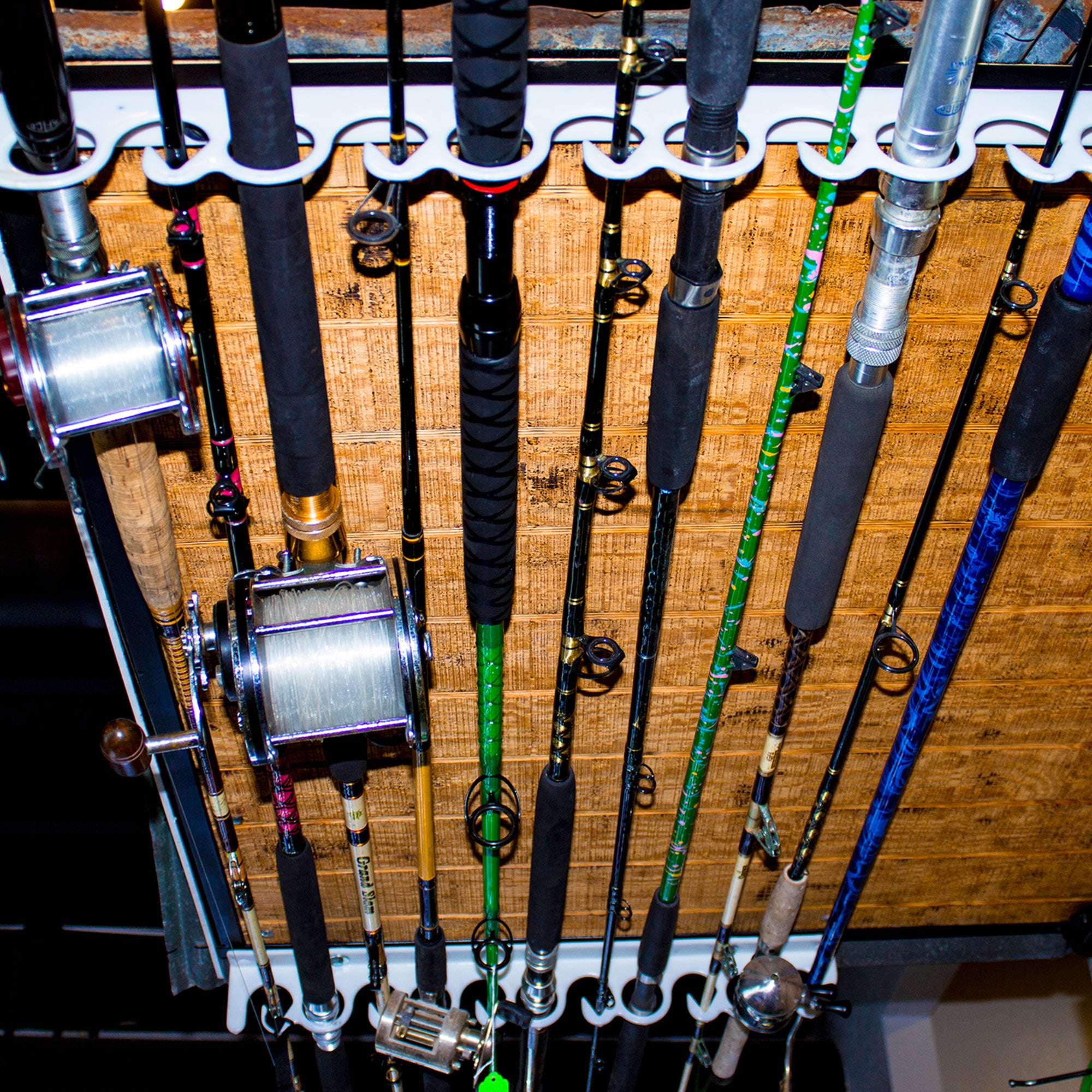 Piranha Original Overhead and Wall Mount Fishing Rod Rack, Holds 11 Rods (Used)